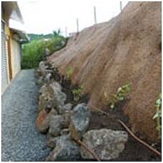 Kokosová rohož s drátěným pletivem