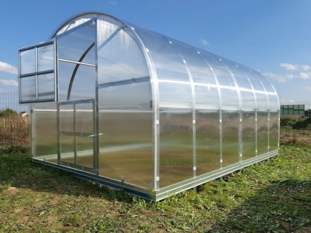 Lucius 3×8 m PC 6 mm