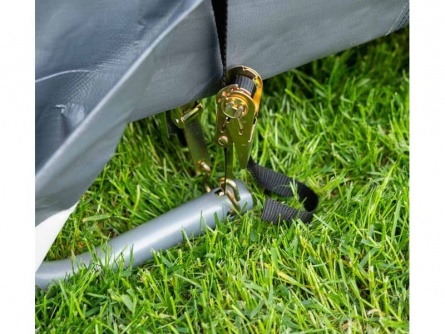 ShelterLogic 3,7 × 4,9 m